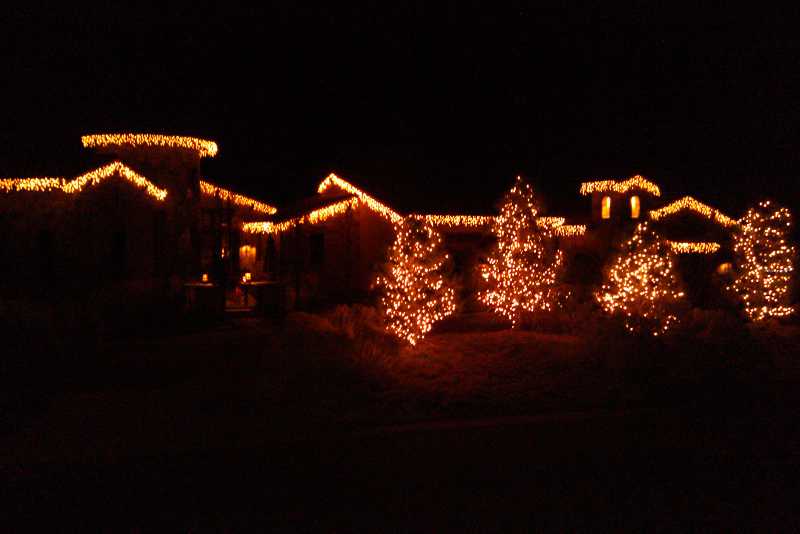 christmas-light-installers-highlands-ranch